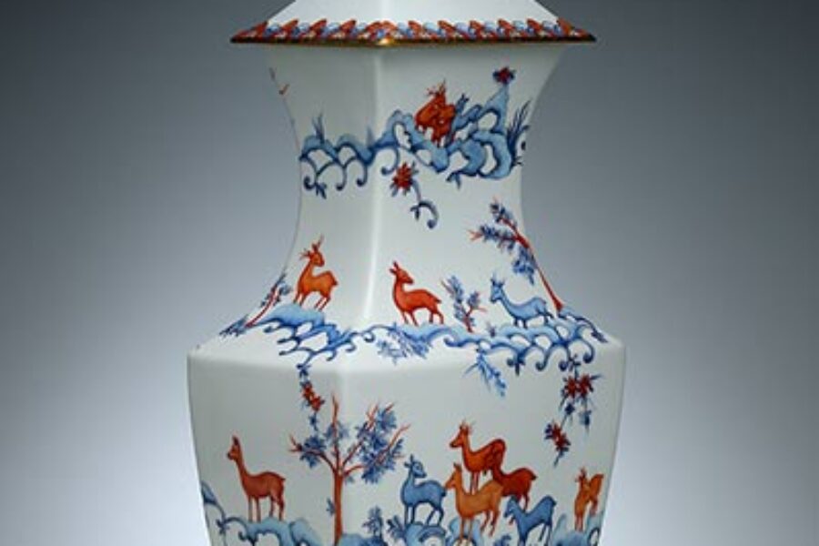 Deer’s potiche